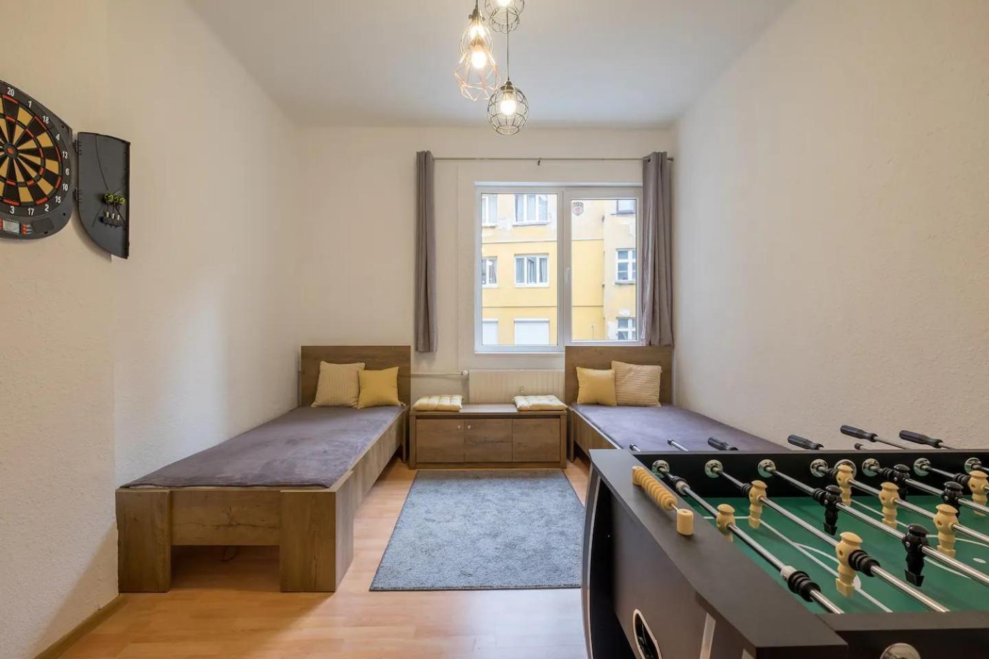 Stay And Play - Foosball And Comfort София Екстериор снимка